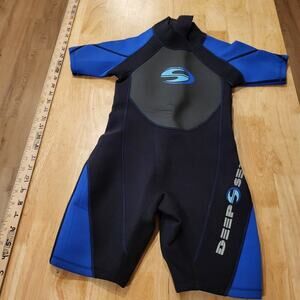 Childs Deep Sea Blue & Black Short Wet Suit 12" Pit 2 Pit 24" Shoulder to Hem
